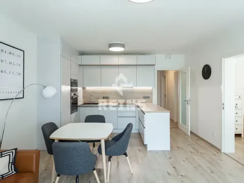 Prodej bytu 4+kk, Praha - Horní Měcholupy, Hornoměcholupská, 140 m2