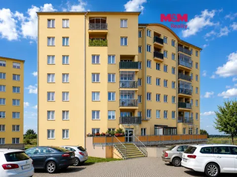 Prodej bytu 1+kk, Klecany, V Honech, 32 m2