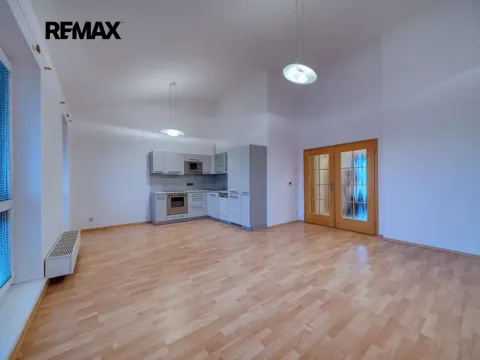 Pronájem bytu 3+kk, Poděbrady, Hakenova, 88 m2