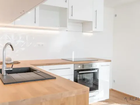Pronájem bytu 2+kk, Ostrava, Svojsíkova, 57 m2