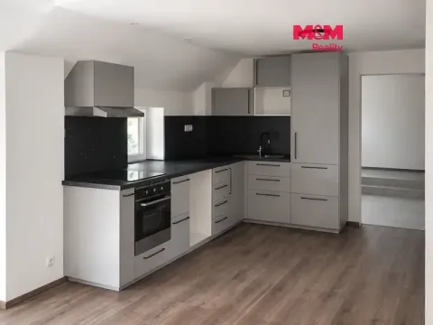 Pronájem bytu 3+kk, Běstovice, 80 m2