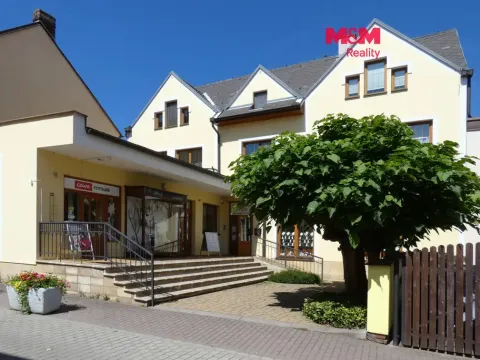 Pronájem obchodního prostoru, Čáslav - Čáslav-Staré Město, Formíkova, 67 m2
