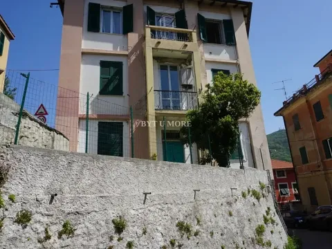 Prodej bytu 4+kk, Janov, Itálie, Via Liberti, 85 m2