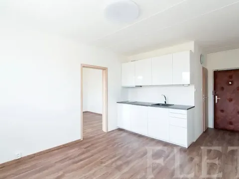 Prodej bytu 2+kk, Praha - Kamýk, Zvolská, 35 m2