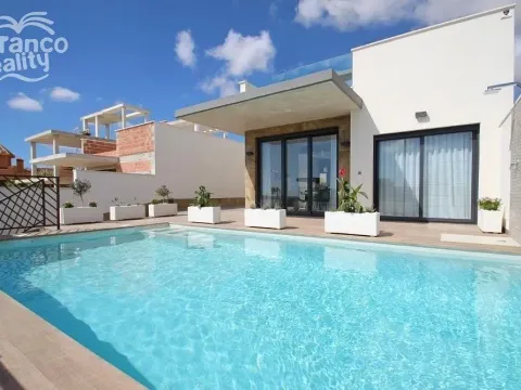 Prodej rodinného domu, Cartagena, Murcia, Španělsko, 92 m2