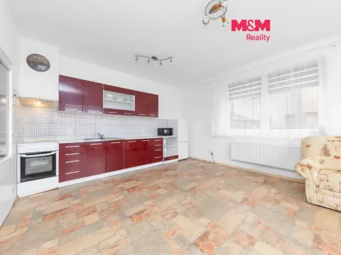 Prodej bytu 2+kk, Velké Meziříčí, U Statku, 51 m2