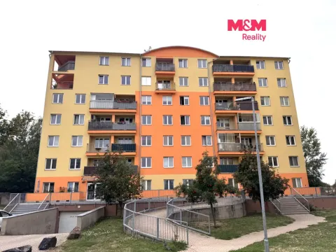 Pronájem bytu 1+kk, Klecany, V Honech, 32 m2