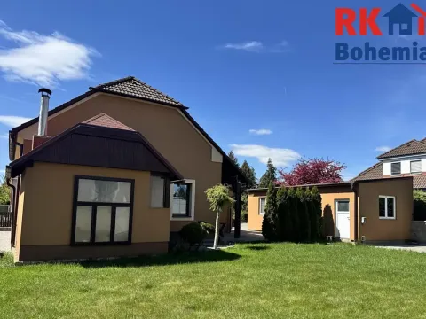 Prodej rodinného domu, Dobrovice, Československé armády, 210 m2