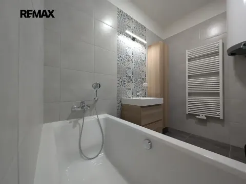 Pronájem bytu 2+1, Praha - Vršovice, Na louži, 65 m2