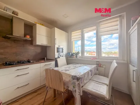 Prodej bytu 3+1, Chomutov, Palackého, 73 m2