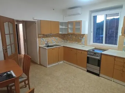 Pronájem bytu 1+1, Krhanice, 58 m2