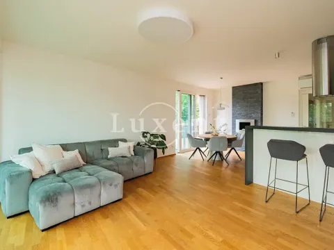 Prodej bytu 3+kk, Praha - Hlubočepy, Výhledová, 74 m2