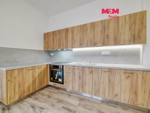 Prodej rodinného domu, Luby, Revoluční, 218 m2