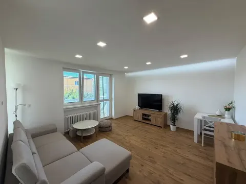 Prodej bytu 3+1, Ostrava, Sámova, 61 m2