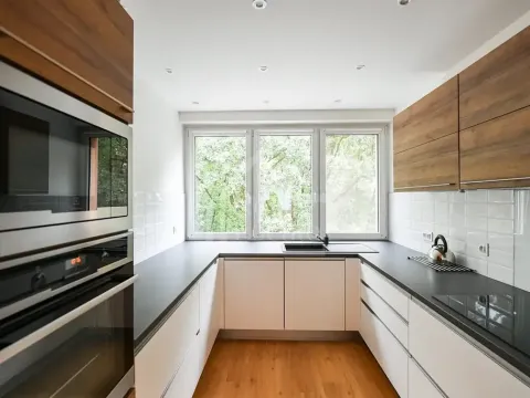 Pronájem bytu 3+kk, Praha - Radlice, Kroupova, 87 m2