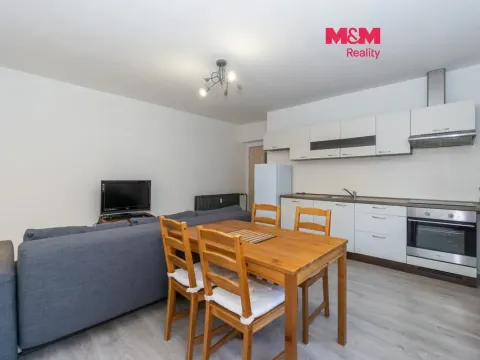Pronájem bytu 2+kk, Holice, Palackého, 53 m2