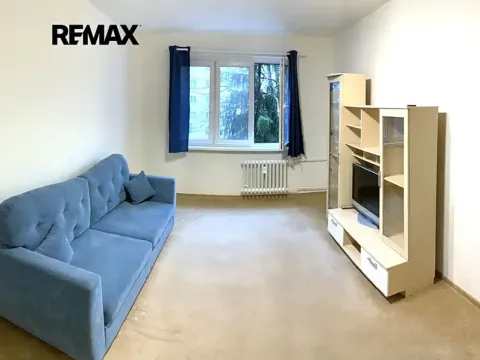 Pronájem bytu 1+1, Kladno, Finská, 43 m2