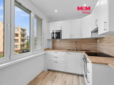 Prodej bytu 3+1, Rakovník - Rakovník II, Průběžná, 76 m2
