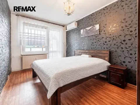 Prodej bytu 3+1, Břeclav, Na Valtické, 68 m2
