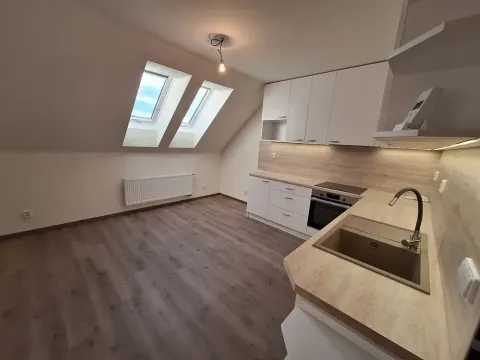 Pronájem bytu 3+kk, Kolín, Vrchlického, 64 m2