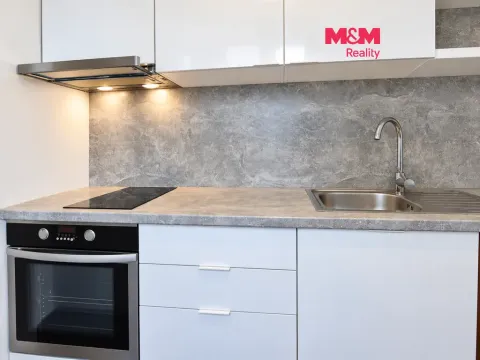 Pronájem bytu 1+1, Tanvald, U Školky, 42 m2