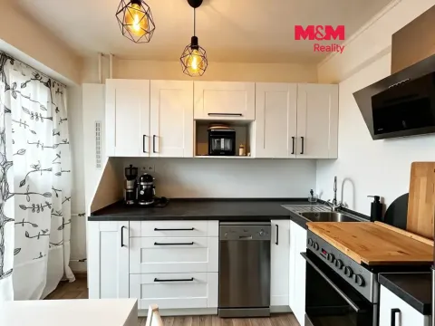 Pronájem bytu 2+1, Karviná - Hranice, Žižkova, 51 m2
