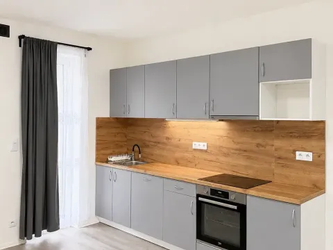 Pronájem bytu 2+kk, Kladno, Pavlisova, 46 m2