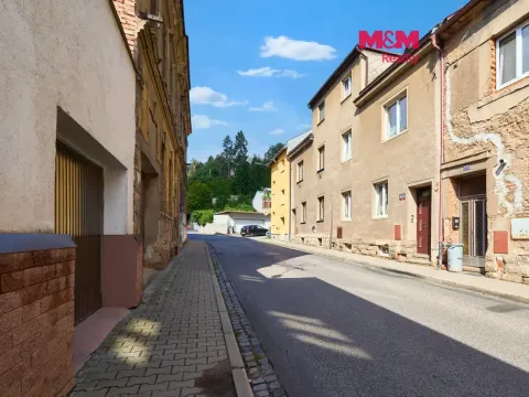 Prodej rodinného domu, Náchod, Poděbradova, 280 m2