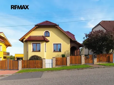 Prodej rodinného domu, Starý Plzenec, Erbenova, 207 m2