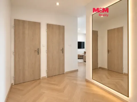 Prodej bytu 2+1, Ostrava - Poruba, nábřeží Svazu protifašistických bojovníků, 60 m2