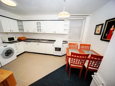 Prodej bytu 2+kk, Uherské Hradiště, Františka Kretze, 64 m2