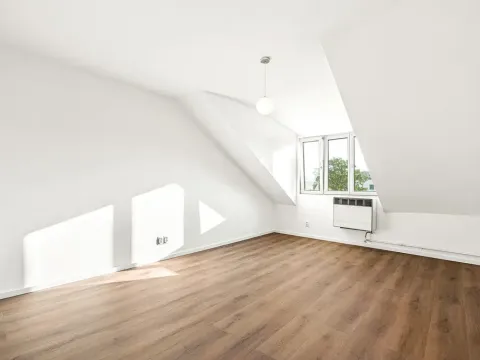 Prodej bytu 1+1, Praha - Hloubětín, Kbelská, 30 m2