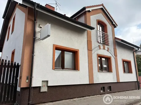 Prodej ubytování, Hradec Králové, Všehrdova, 260 m2