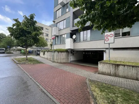 Pronájem ostatní, Praha - Prosek, Zubrnická
