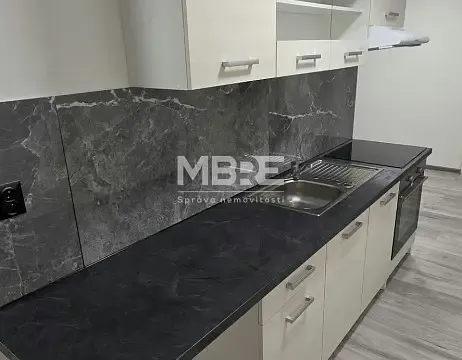 Pronájem bytu 2+1, Hranice, U pošty, 65 m2