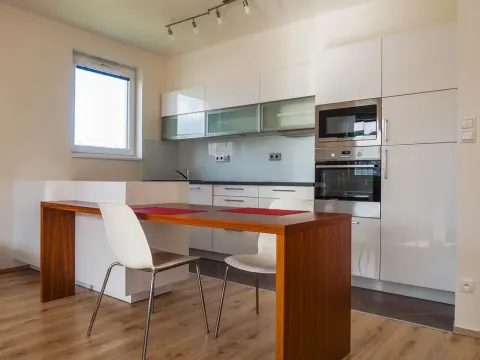 Pronájem bytu 2+kk, Praha - Háje, Loosova, 69 m2